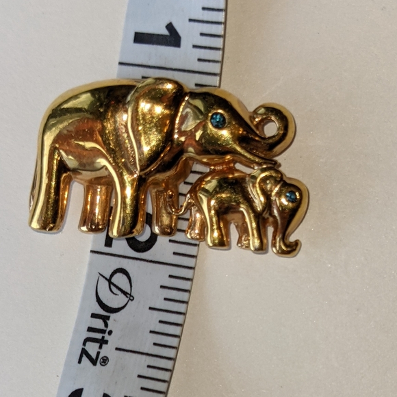 Krementz Polished Gold Tone Elephants Mama & Baby Blue Crystal Eyes Vintage - Picture 8 of 8